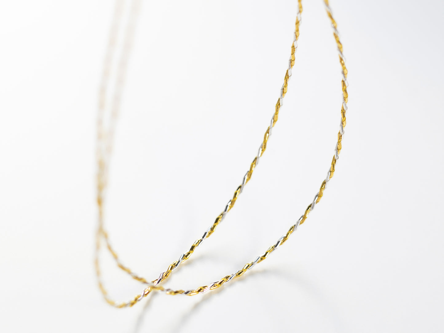 Gold & Silver Threads Preta Necklaces