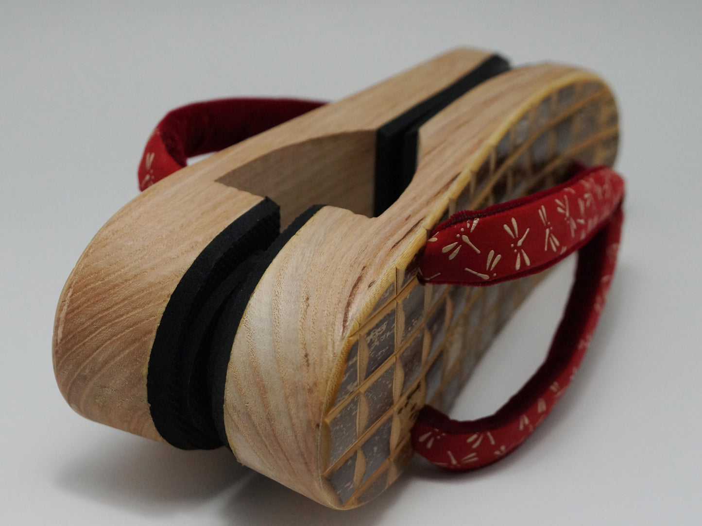 Geta Female Tiger Bamboo (Deerskin strap)